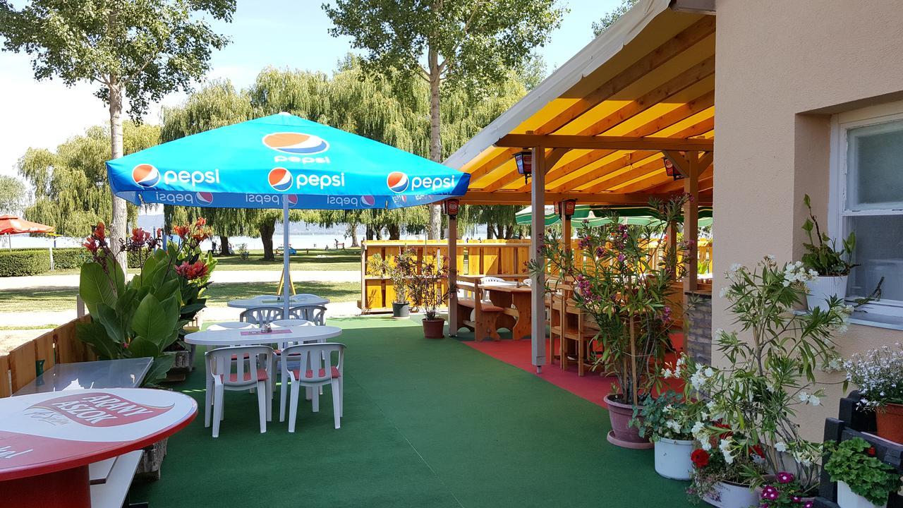 Balaton Panzio Bed & Breakfast Balatonbereny Exterior photo