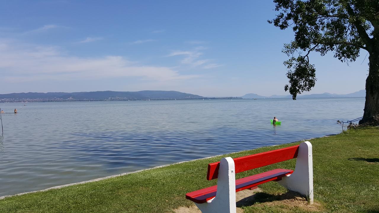 Balaton Panzio Bed & Breakfast Balatonbereny Exterior photo